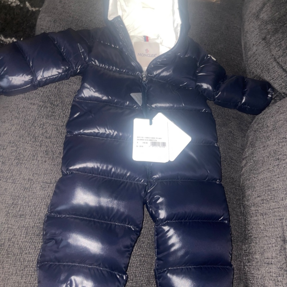 Moncler Baby Snowsuit - Picture 4 of 5